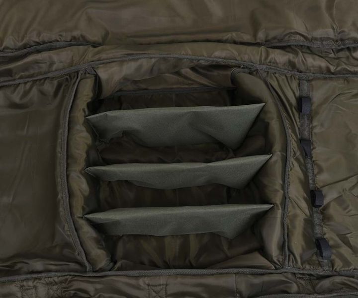Чехол Carp Pro для 4-х трехсекционных удилищ с катушками 144cm 110213 фото Чехол Carp Pro для 4-х трехсекционных удилищ с катушками 144cm 110213 фото