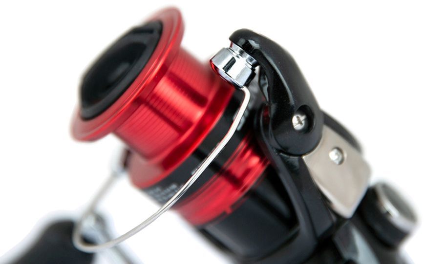 Катушка Shimano Sienna 2500 FG 3+1BB 5.2:1 108074 фото Катушка Shimano Sienna 2500 FG 3+1BB 5.2:1 108074 фото